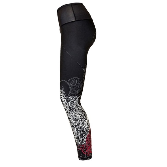 Nominou Shabeena High Rise Crop Black & Red Print Leggings - Picture 4 of 15